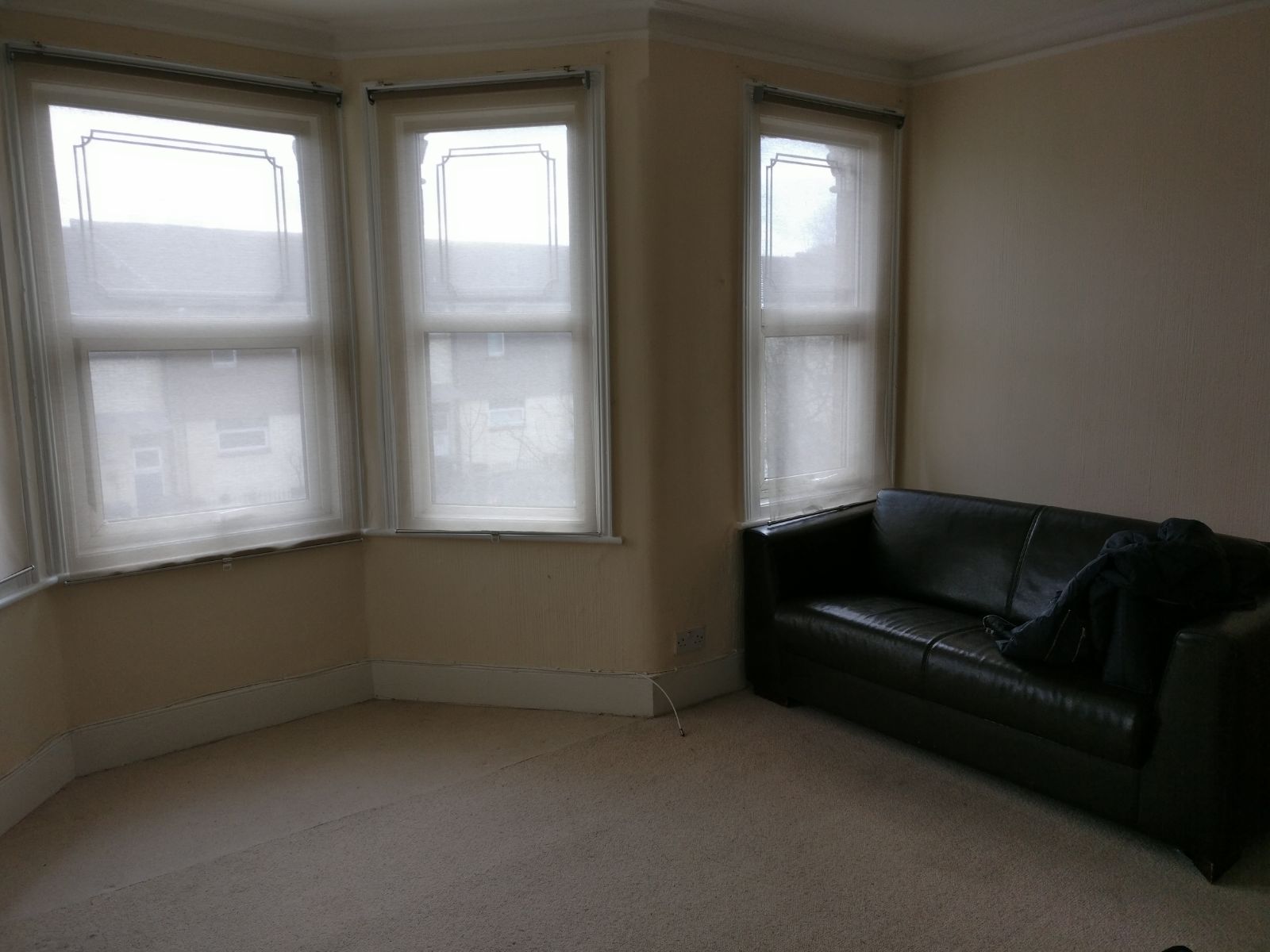 Spacious 1 Bedroom Flat